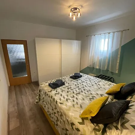 Apartamento Eli Pula